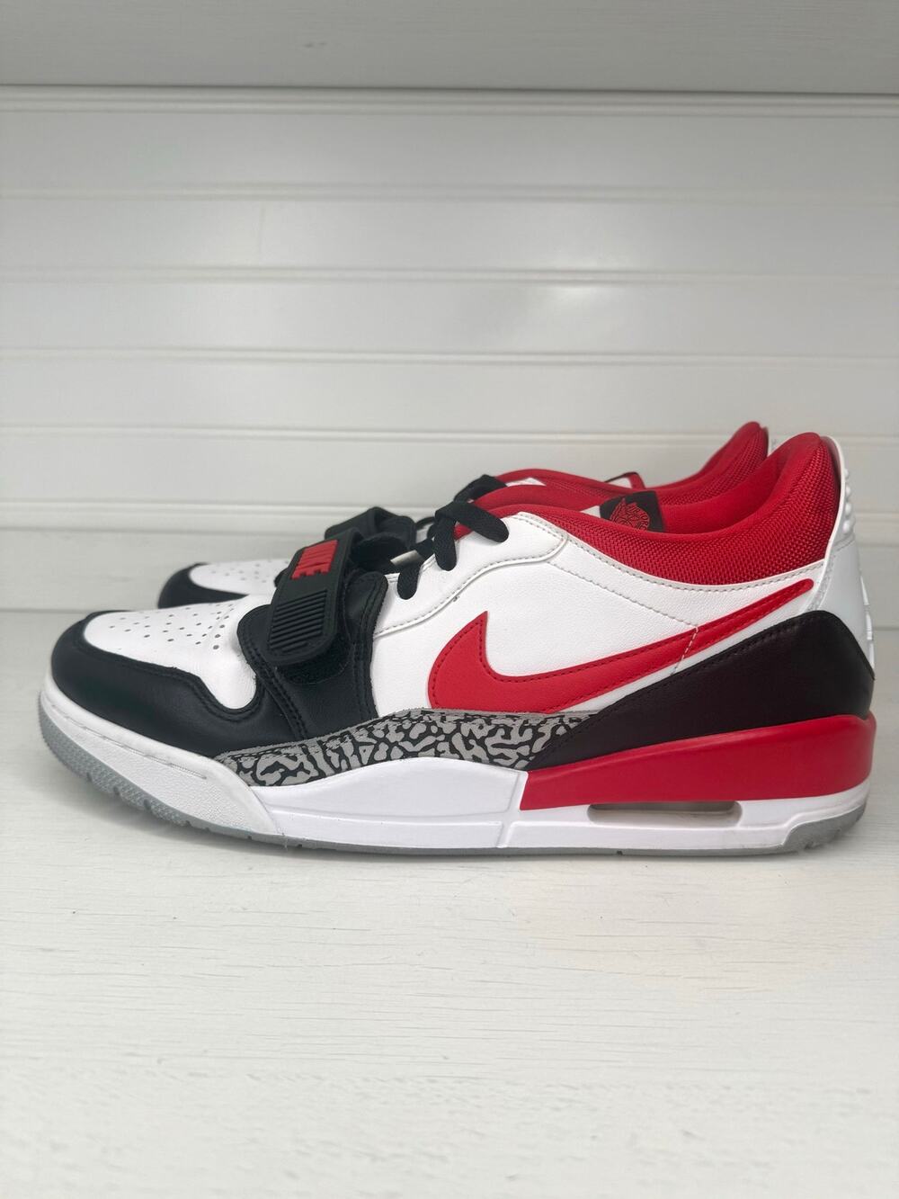 Jordan Legacy 312 Low Bred Fire Red Black Toe CD7069-160 Men’s Size 12